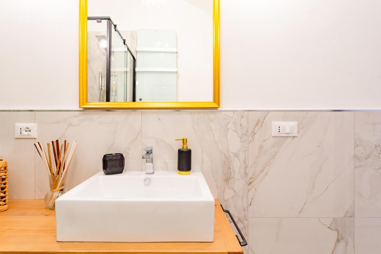 טורינו Cavour Central Apartment מראה חיצוני תמונה