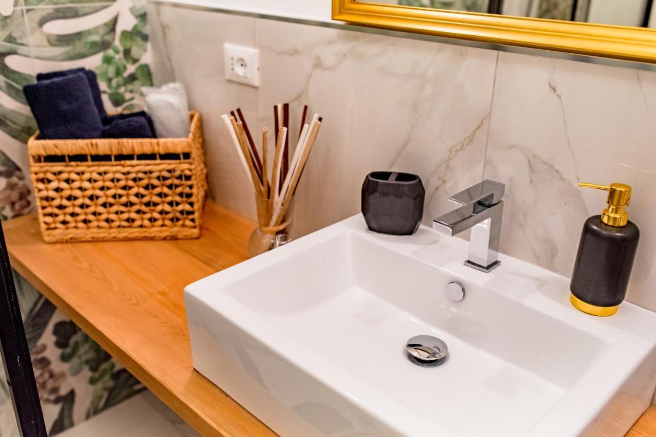 טורינו Cavour Central Apartment מראה חיצוני תמונה